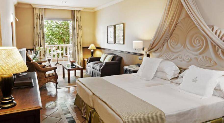 Gran Hotel Bahia Del Duque Resort
