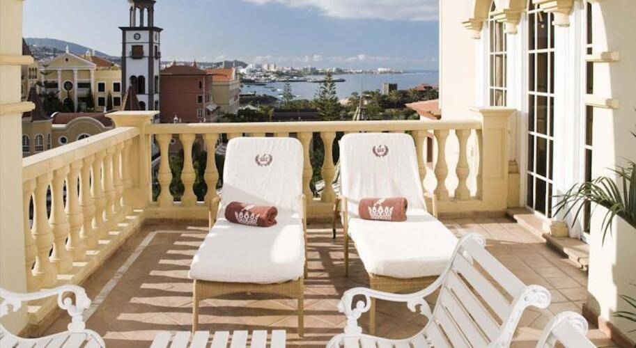 Gran Hotel Bahia Del Duque Resort
