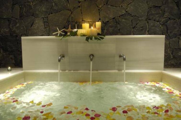 Gran Hotel Bahia Del Duque Resort