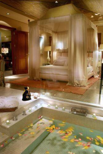 Gran Hotel Bahia Del Duque Resort