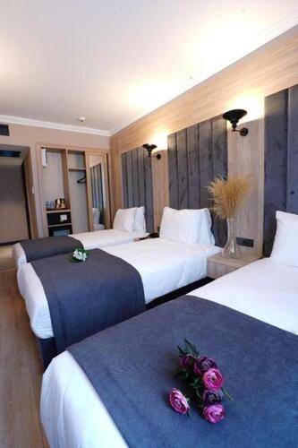 Mineo Hotel