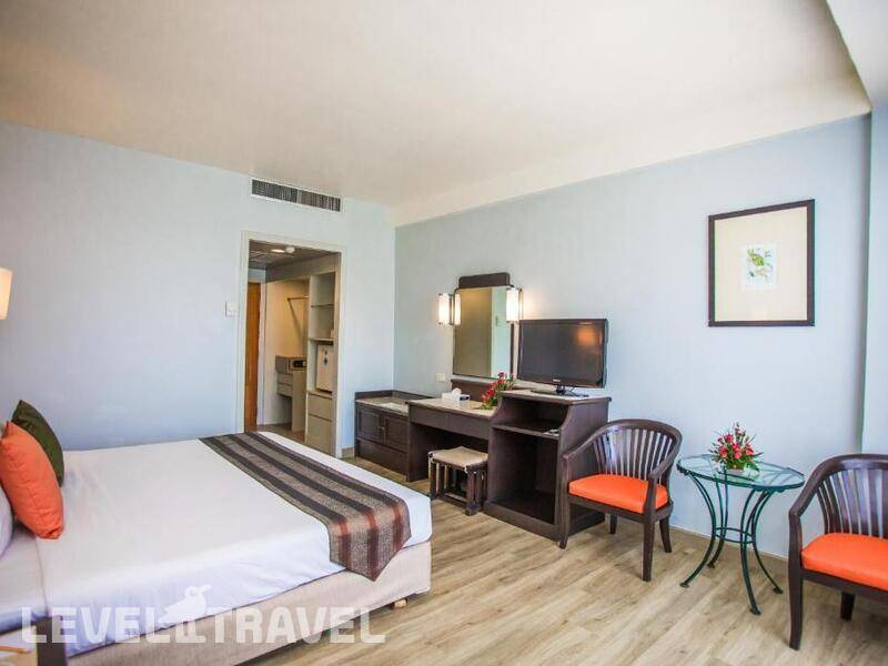 Фотография Phuket Merlin Hotel