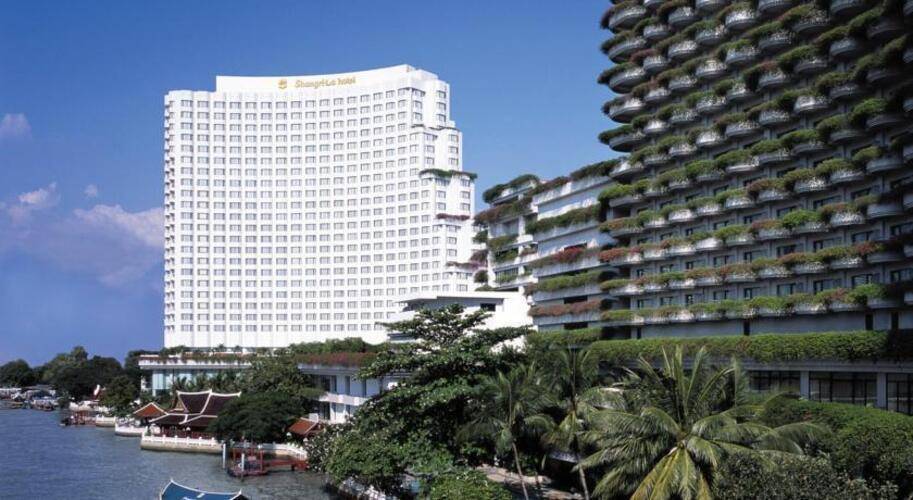 Shangri La Hotel