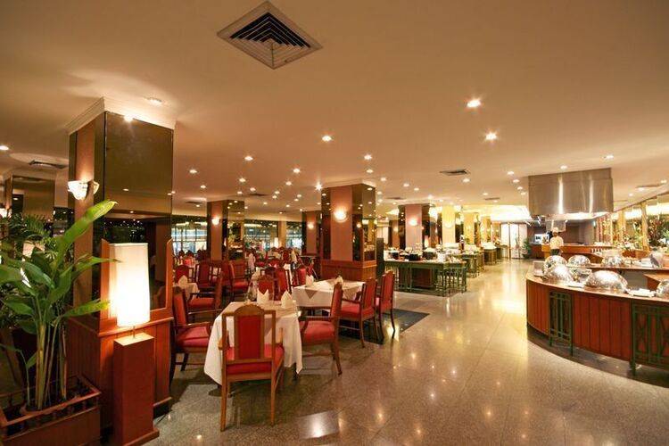 Bangkok Palace Hotel