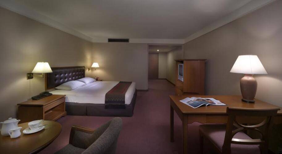 The Twin Towers Hotel
