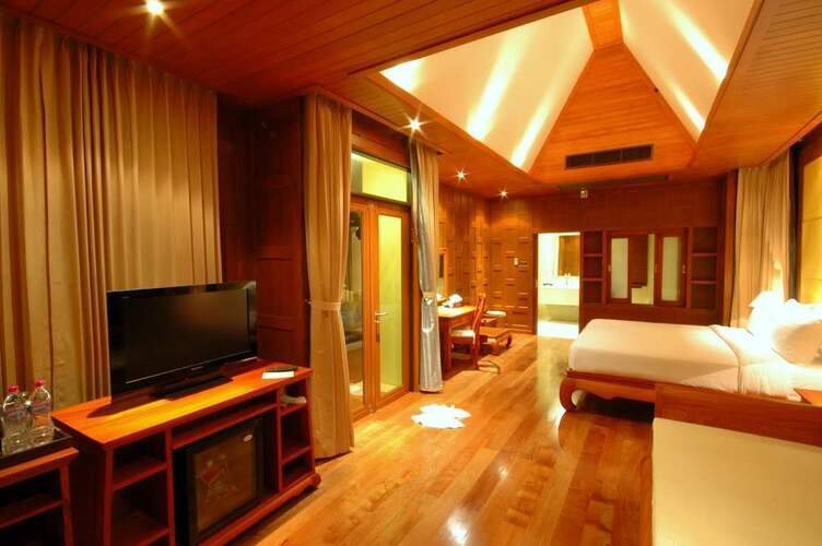 Koh Chang Paradise Resort & Spa