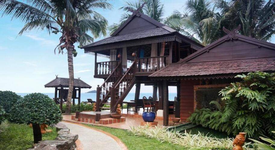 Santhiya Tree Koh Chang Resort ( Ex. Panviman Resort)