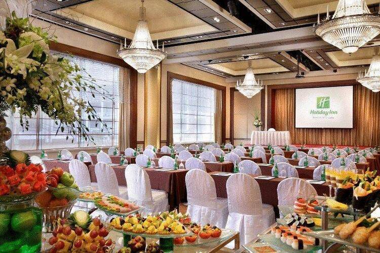 Holiday Inn Silom Hotel