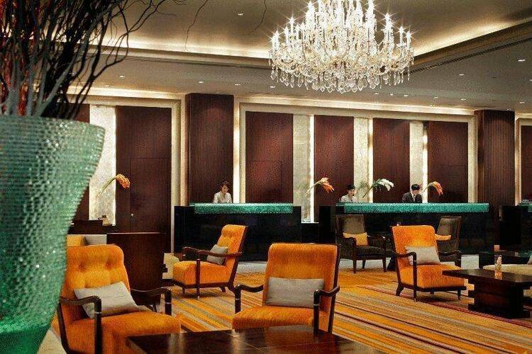 Holiday Inn Silom Hotel