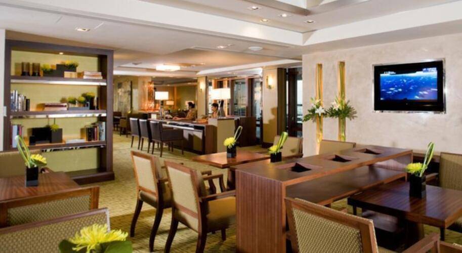 Holiday Inn Silom Hotel