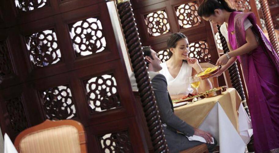 Holiday Inn Silom Hotel
