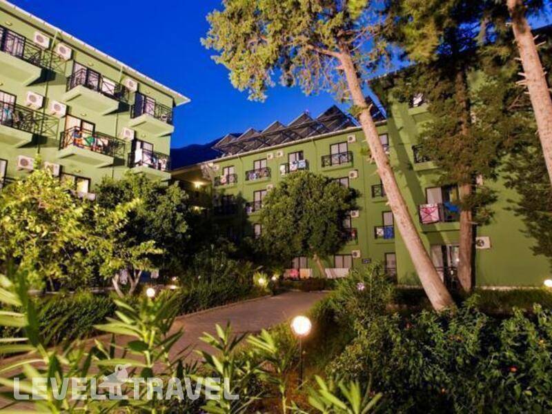 Фотография Larissa Hotel