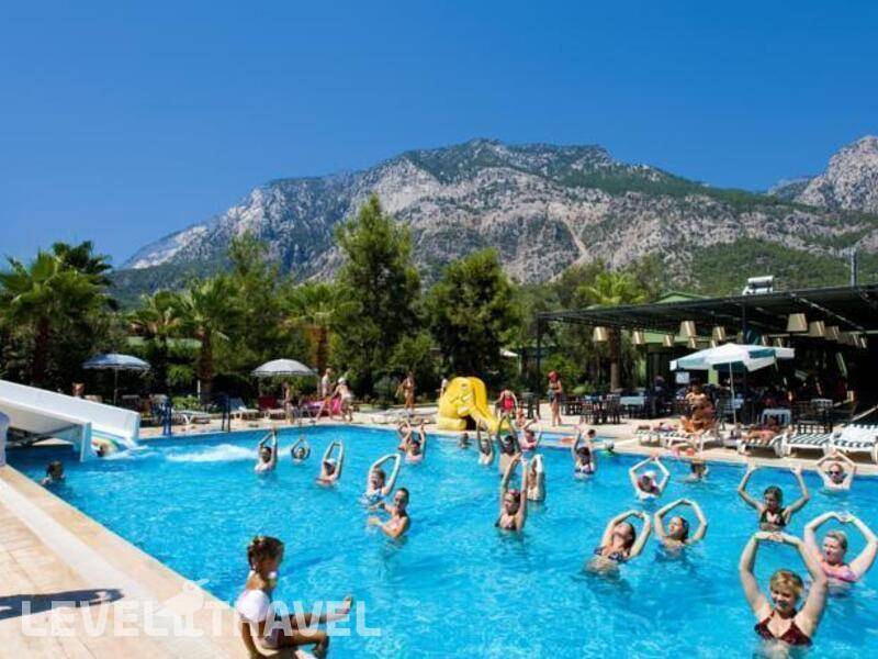 Фотография Larissa Hotel