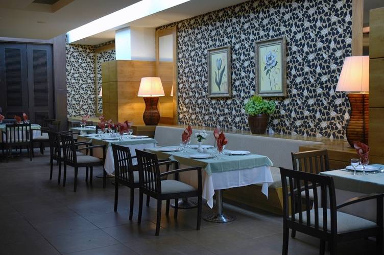 Meder Resort