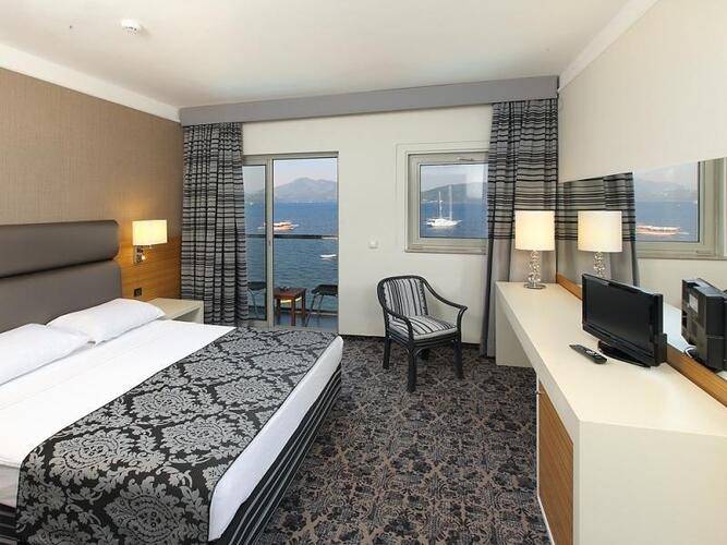 Cettia Beach Resort (Adults Only 16+)