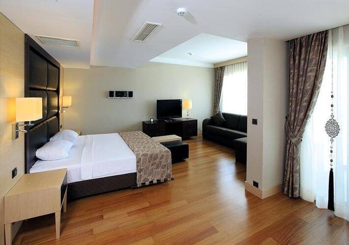 Cettia Beach Resort (Adults Only 16+)