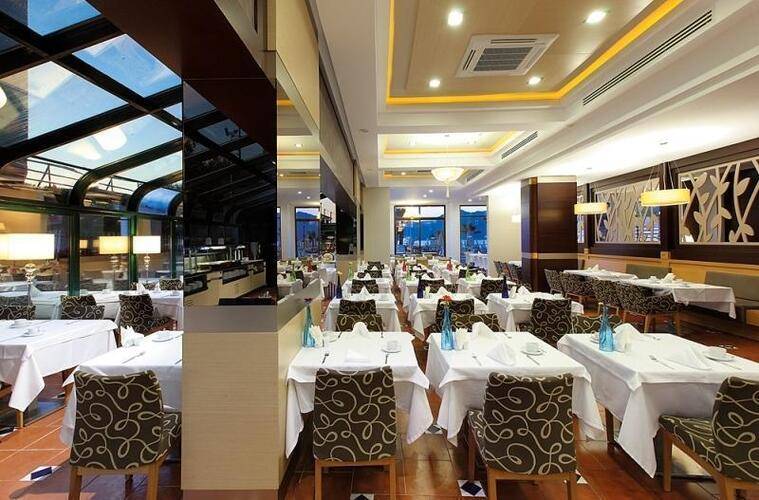 Cettia Beach Resort (Adults Only 16+)