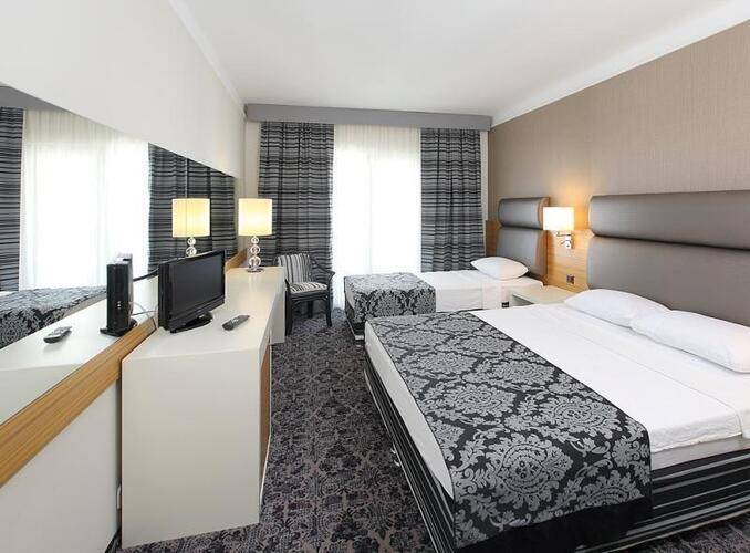 Cettia Beach Resort (Adults Only 16+)
