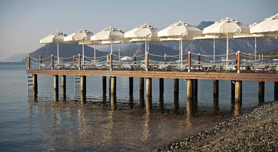 Emre Beach Hotel