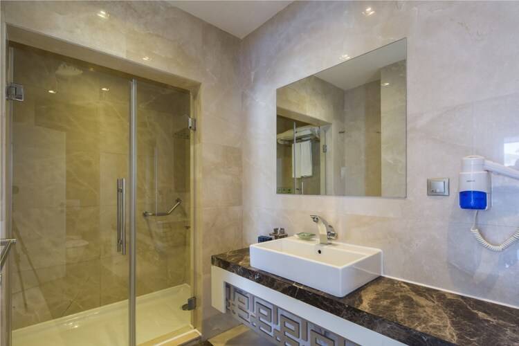 Voyage Torba Hotel