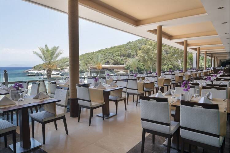 Voyage Turkbuku Hotel