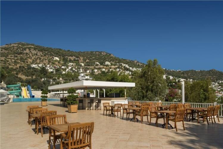 Voyage Turkbuku Hotel