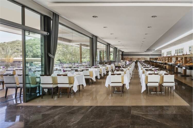 Voyage Turkbuku Hotel