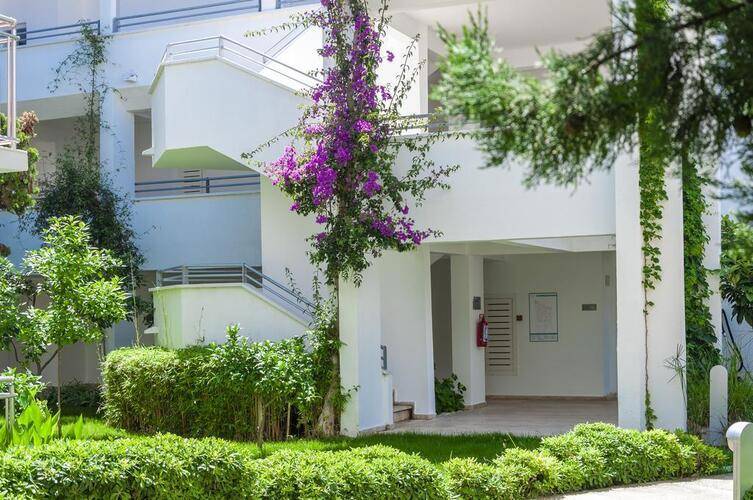Armonia Holiday Village & Spa