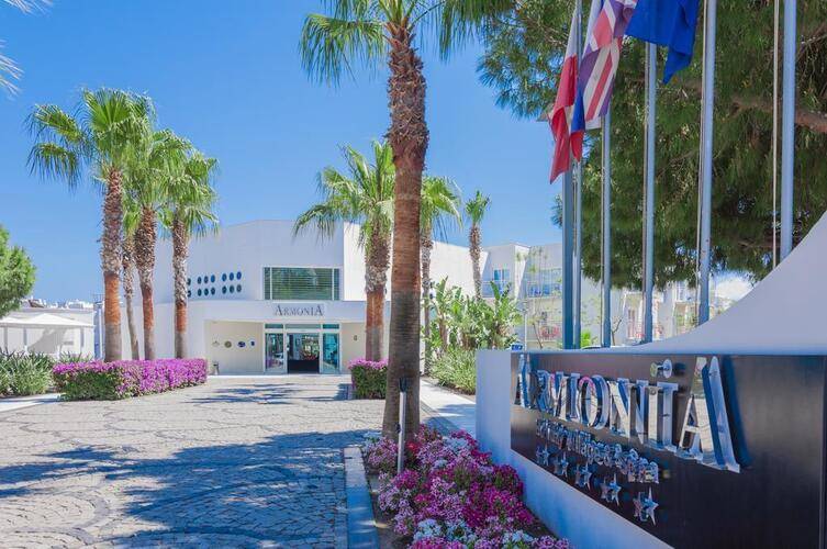 Armonia Holiday Village & Spa