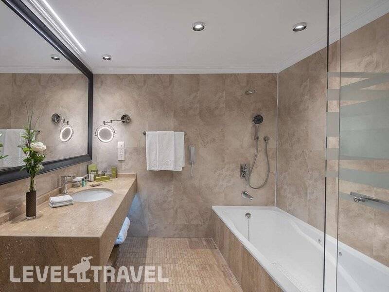 Фотография Hilton Istanbul Bosphorus Hotel