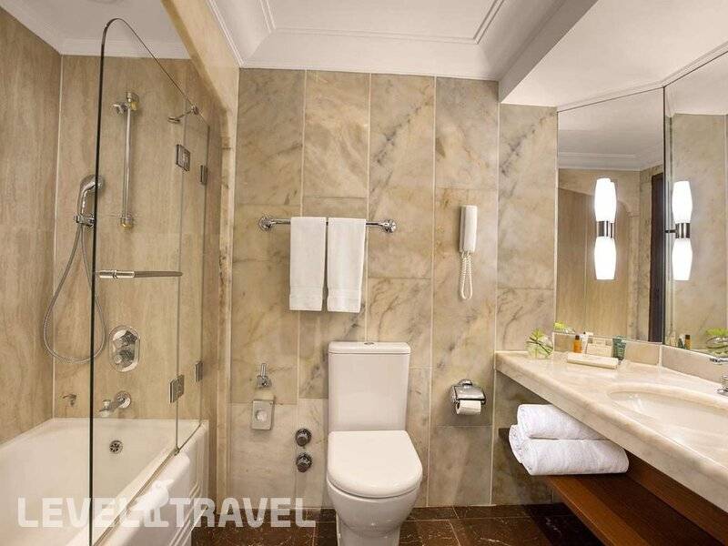 Фотография Hilton Istanbul Bosphorus Hotel
