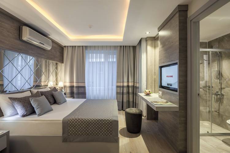 Hotel Turan Prince