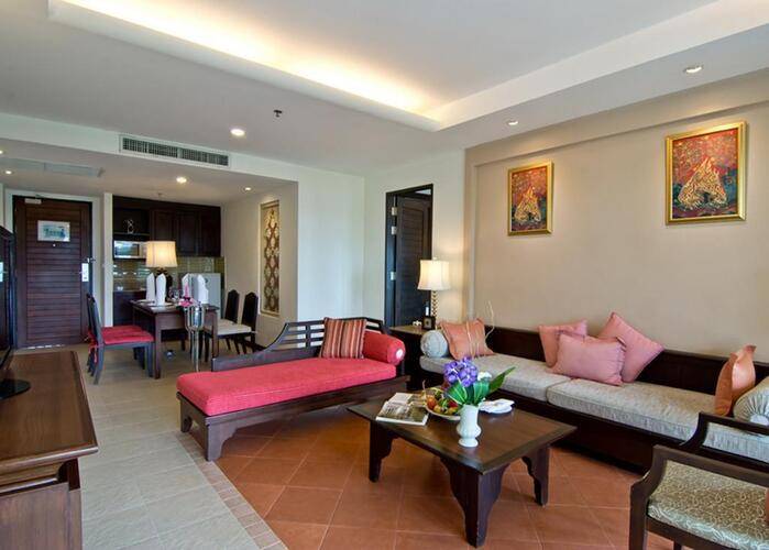 Ravindra Beach Resort & Spa