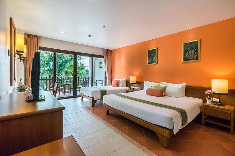 Ravindra Beach Resort & Spa