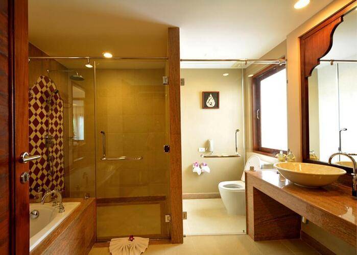 Ravindra Beach Resort & Spa