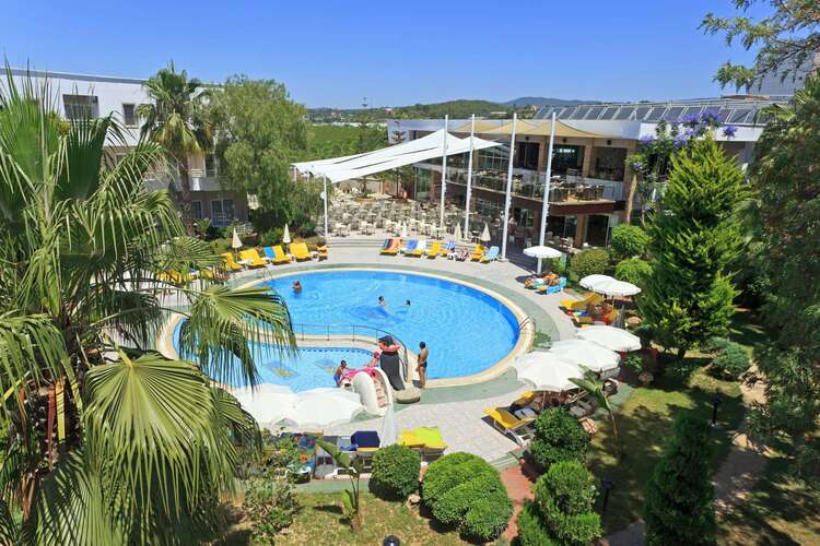 Club Mermaid Village