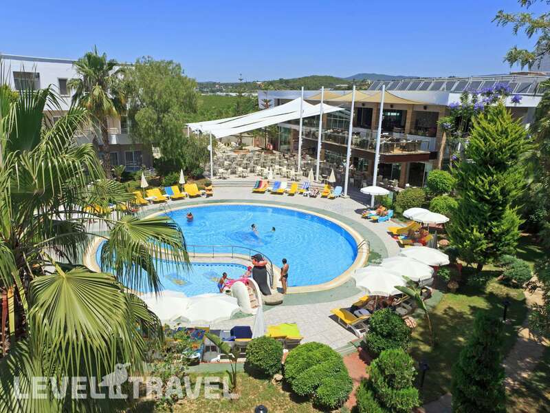 Фотография Club Mermaid Village