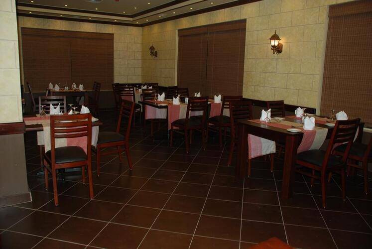 Grand Pyramids Hotel