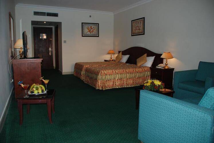 Grand Pyramids Hotel