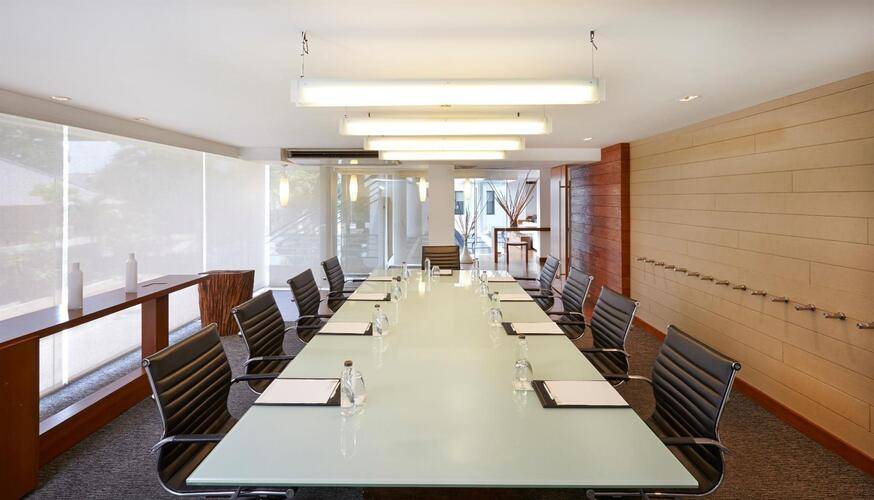 Woodlands Suites Serviced Resideces