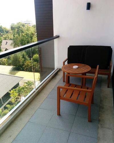 Woodlands Suites Serviced Resideces