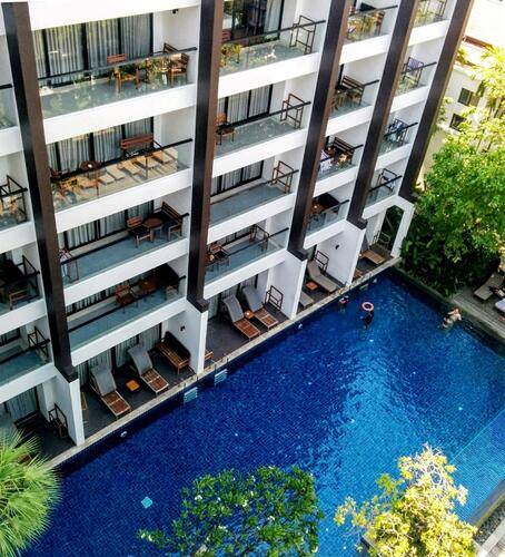 Woodlands Suites Serviced Resideces