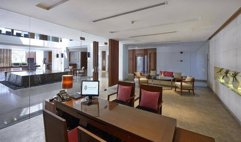 Woodlands Suites Serviced Resideces