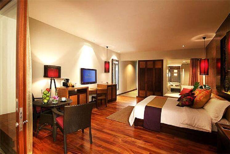 Sareeraya Villas & Suites