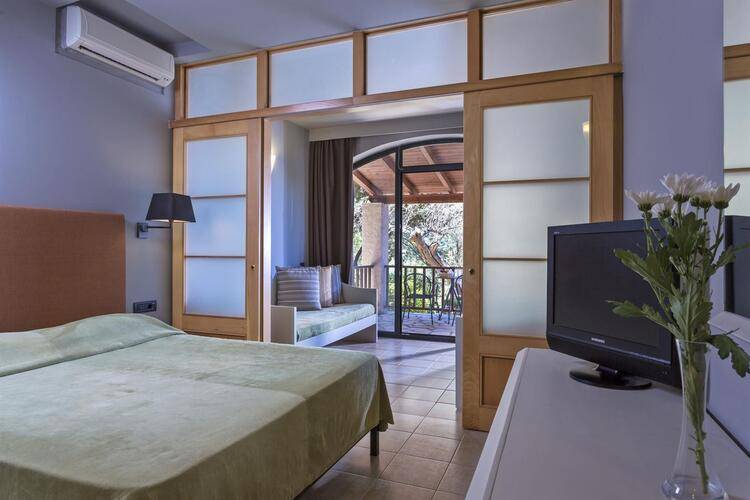 Aeolos Beach & Resort