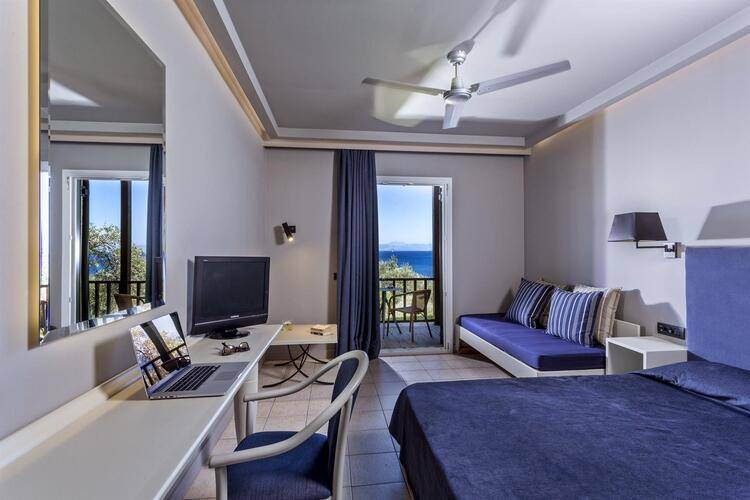 Aeolos Beach & Resort