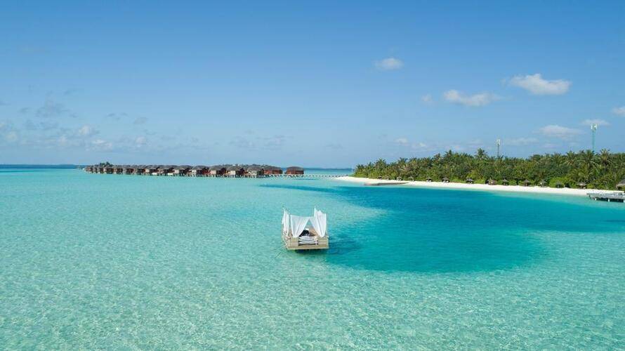 Anantara Dhigu Resort & Spa