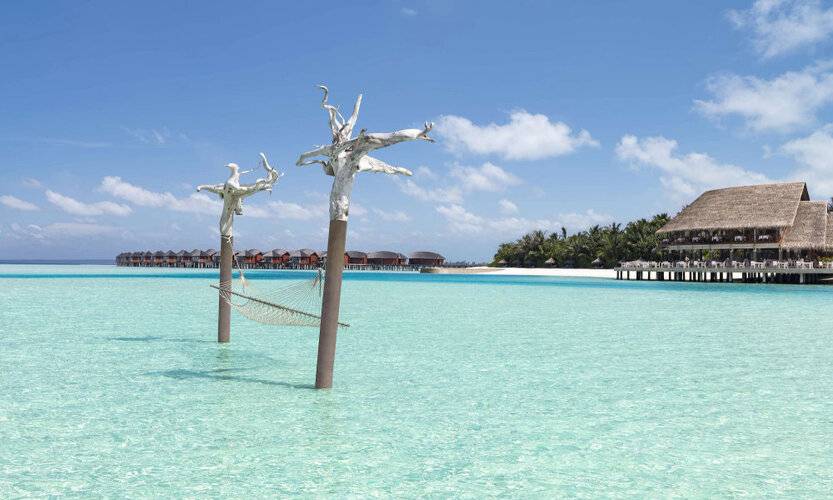 Anantara Dhigu Resort & Spa