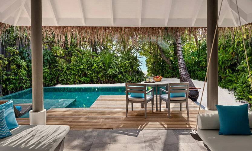 Anantara Dhigu Resort & Spa
