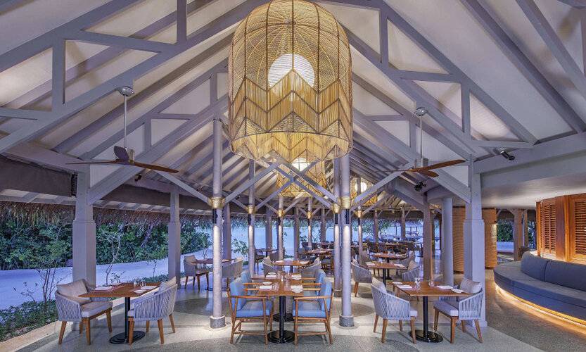 Anantara Dhigu Resort & Spa
